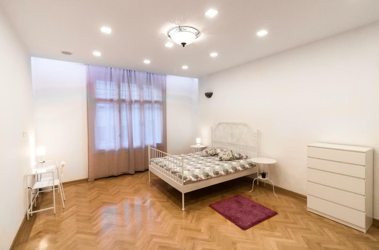 Apartment Lana Zagreb Extérieur photo